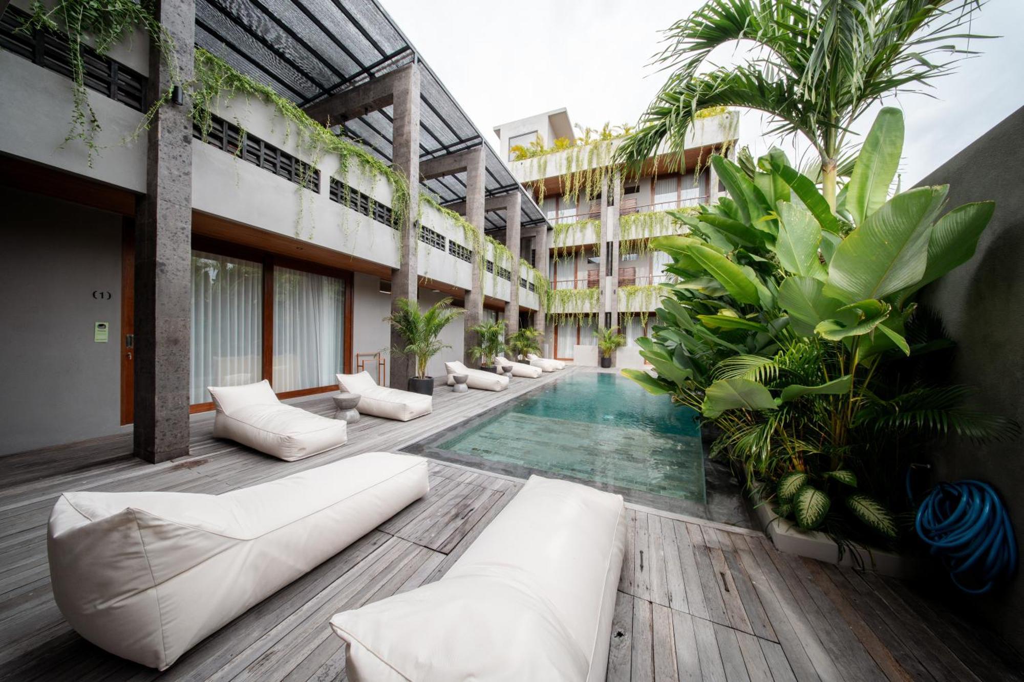 Thehub Pererenan Coworking, Pool And Rooftop Canggu Buitenkant foto