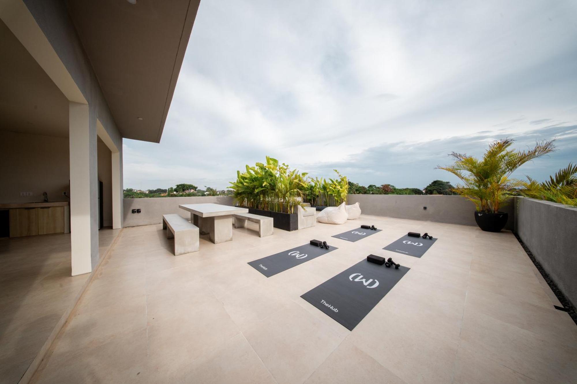Thehub Pererenan Coworking, Pool And Rooftop Canggu Buitenkant foto