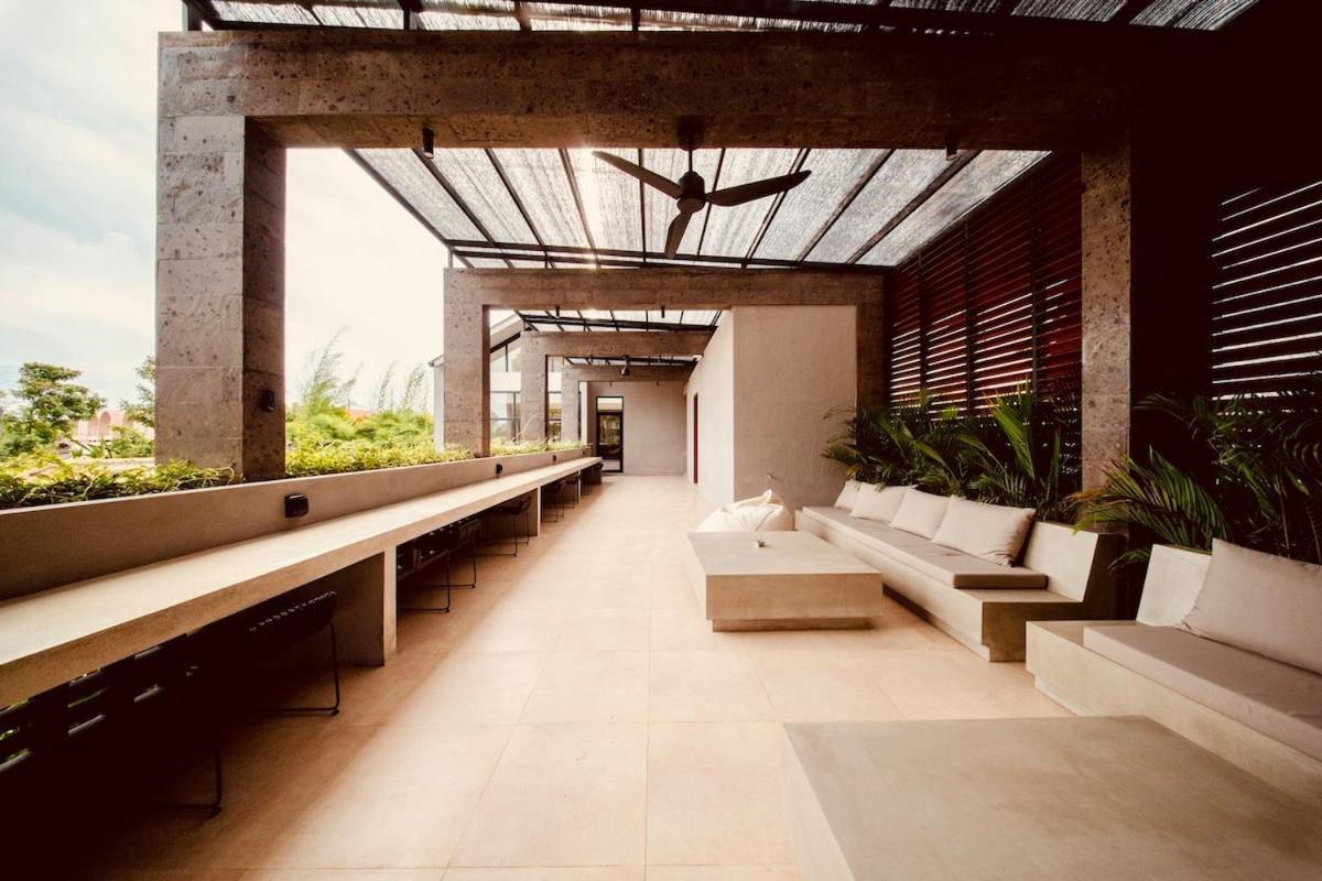 Thehub Pererenan Coworking, Pool And Rooftop Canggu Buitenkant foto